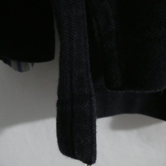 AEROPOSTALE | medium | striped long sleeve pullover shirt | slit / side vents - Picture 12 of 12